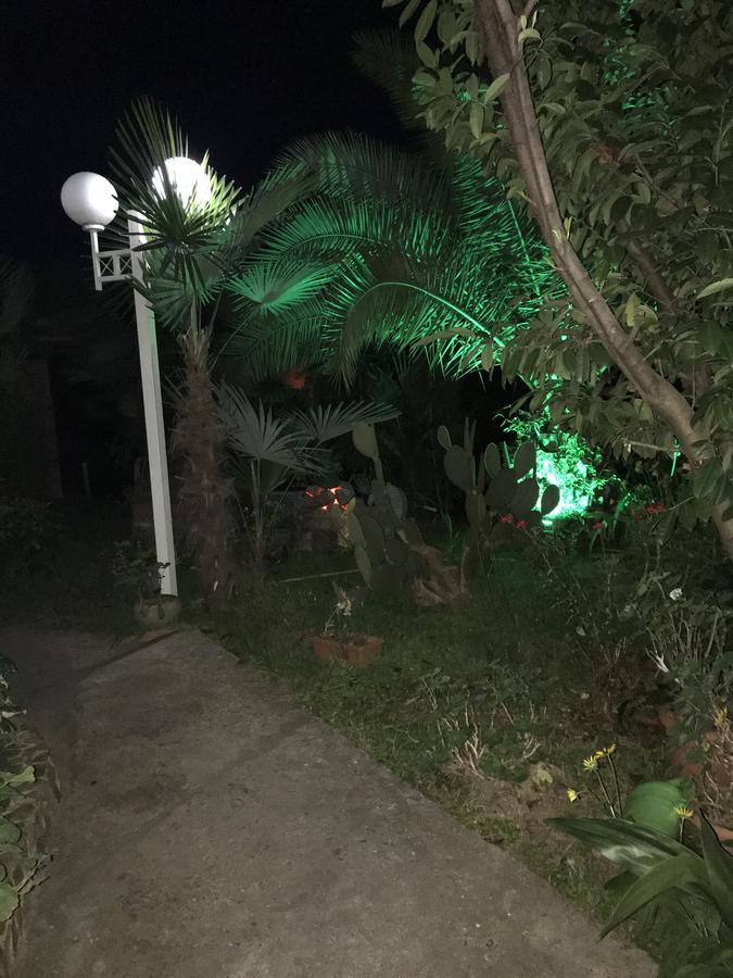 Feride Hotel Makhinjauri Luaran gambar
